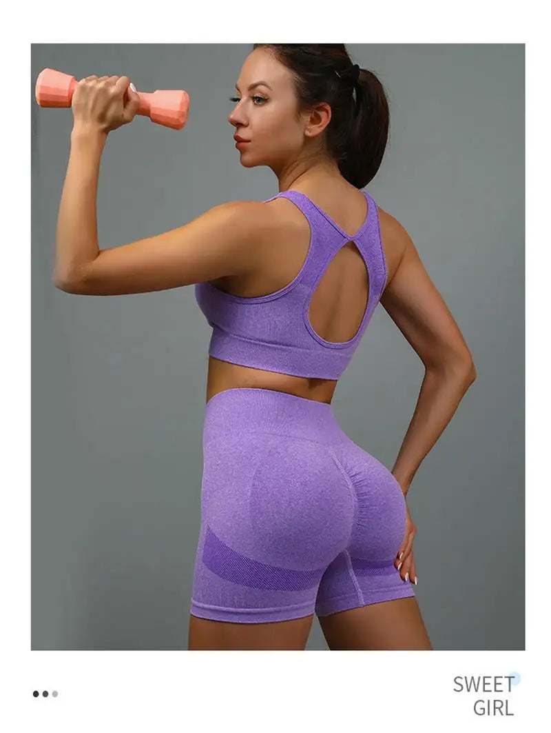 Summer sleeveless peach-shaped yoga suit set for women's running exercise and fitness training, a two-piece set